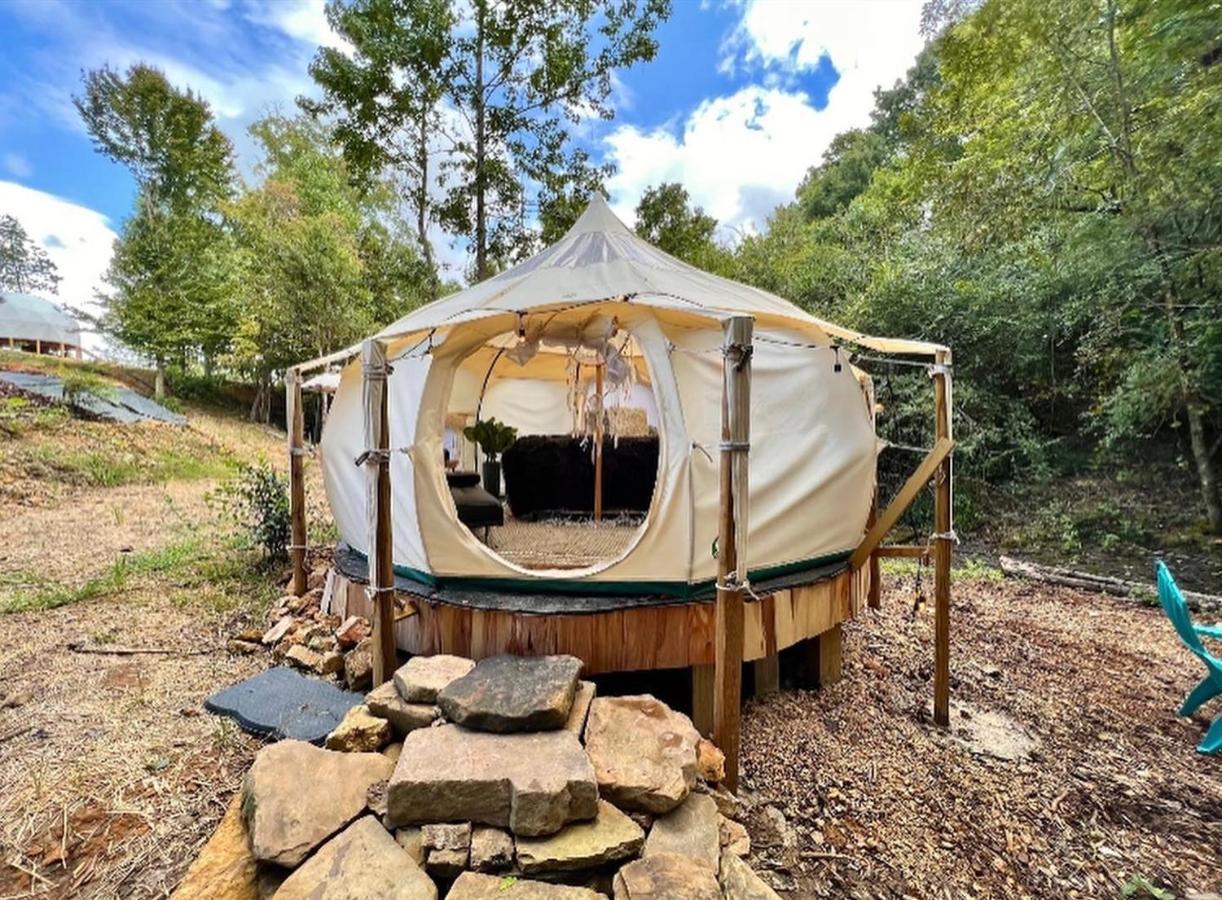 The Aries-A Stargazing, Luxury Glamping Tent Rogersville 外观 照片